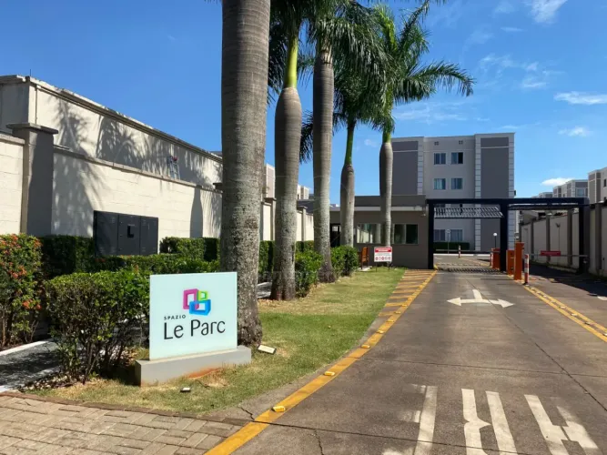 Apartamento à venda no Edifício Spazio Le Parc, na Zona Oeste de Londrina