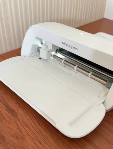 Máquina de corte cricut joy xtra