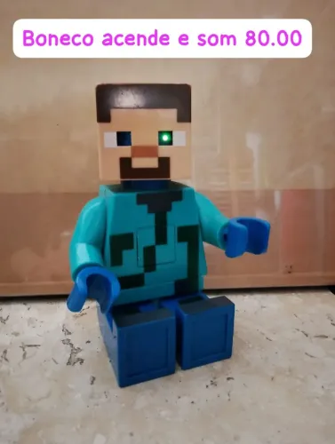 Kit Minecraft vários o boneco articulado acende e faz som
