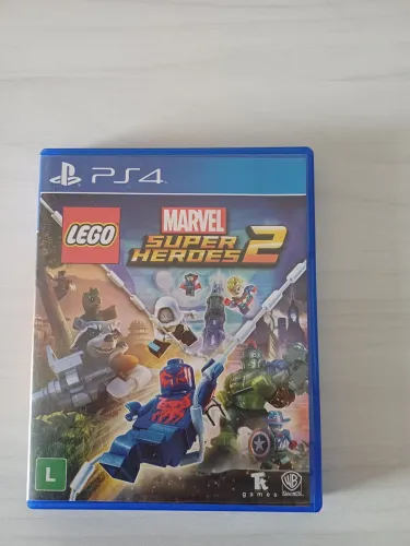 Lego Marvel Super Heroes 2 de Playstation 4 em ótimo estado 
