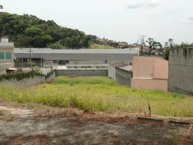Terreno em Condomínio em Itatiba.