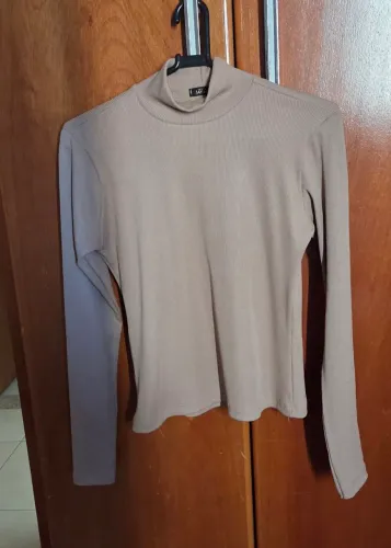 Blusa Canelada N:34