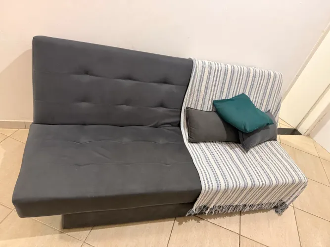 Sofá Cama (4 meses de uso)