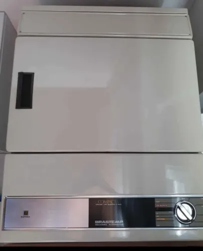 Secadora de roupa compacta Brastemp