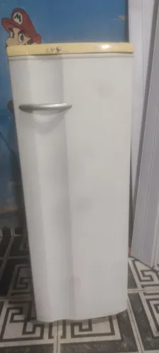 Geladeira eletrolux