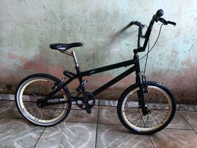 Bicicleta Cross aro 20 aceito cartão e pix 