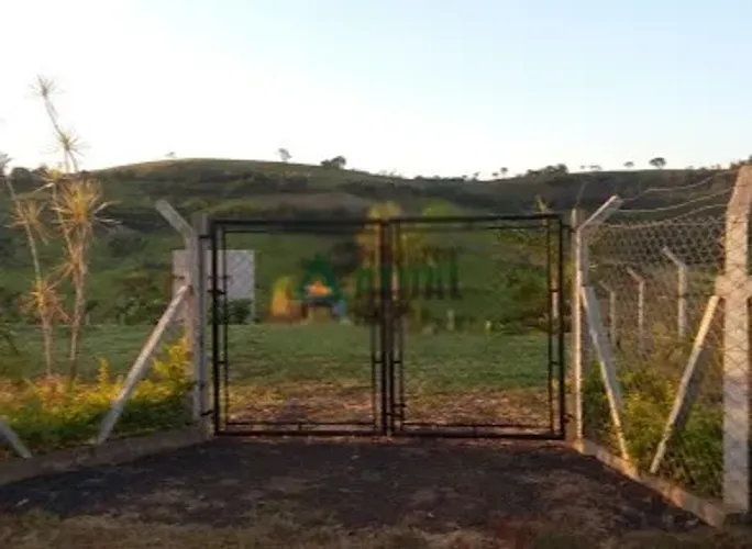 CHÁCARA A VENDA COM 1200M² EM LONDRINA