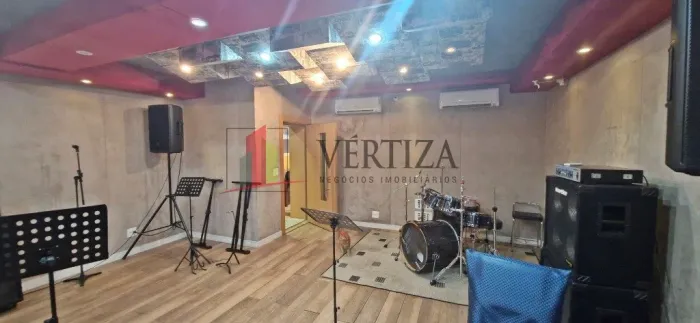 Casa comercial para locação com 406m² na Vila Olímpia
