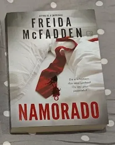 Livro "O namorado", usado