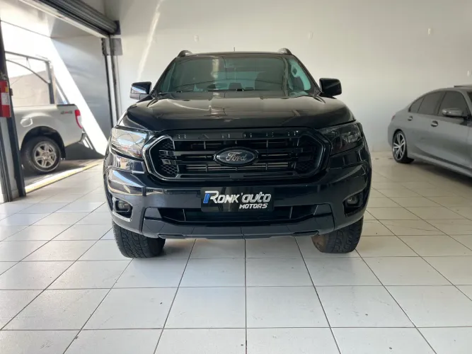 Ford Ranger Black 2.2 4X2 CD Diesel AUT 2023