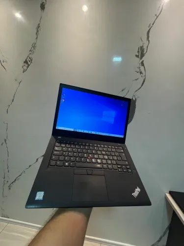 Notebook Lenovo i5 8 geração 