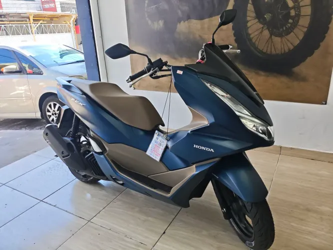 HONDA PCX 160 DLX 2024 - ESTADO DE ZERO!