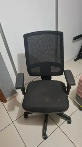 Cadeira de Escritorio Plaxmetal Brizza