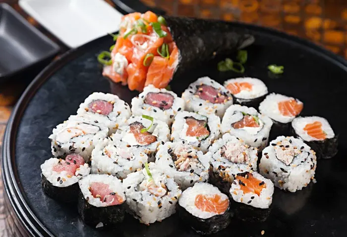 Restaurante Japonês contrata cumin