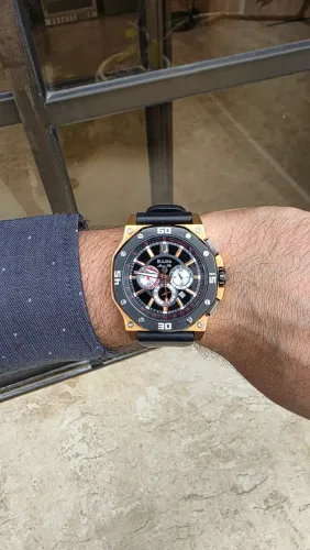 Relógio Bulova cor Ouro Rose, diferenciado! C9671452