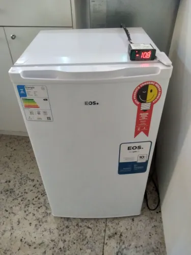 Vendo freezers 2 meses de uso