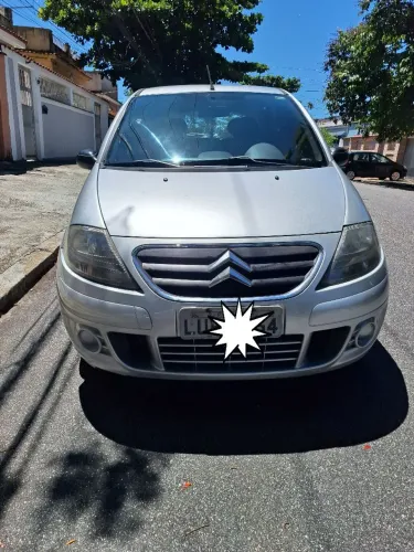 Citroen C3 GLX 1.4/ GLX Sonora 1.4 Flex 8V 5P 2012