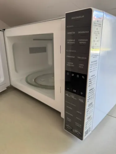 Micro-ondas Electrolux 36L 220V - com defeito