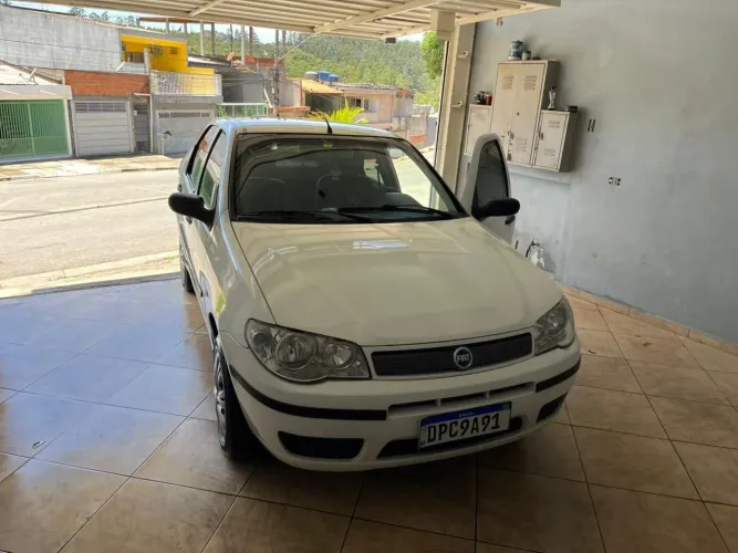 Fiat Siena Tetrafuel 1.4 MPI Fire Flex 8V 4P 2007