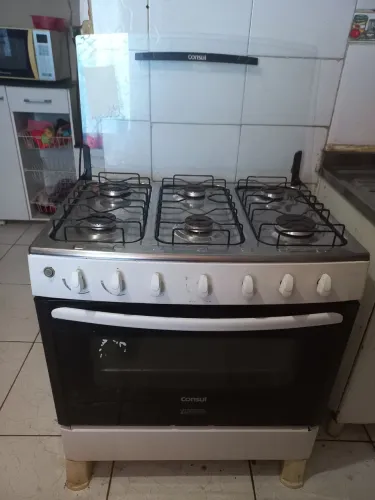 Fogão 6 Bocas Consul com Acendedor Automático Usado