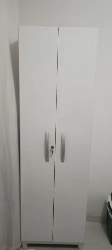 Armário multiuso