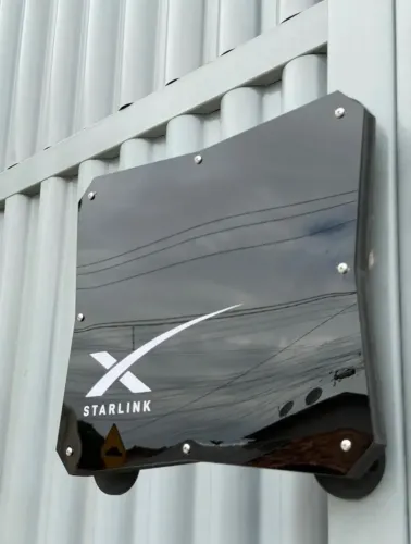Case Starlink