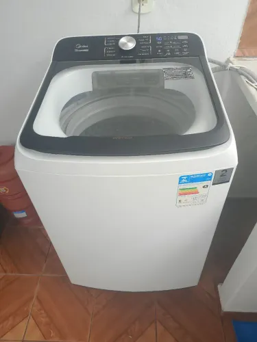 Máquina de lavar 15kg, semi-nova