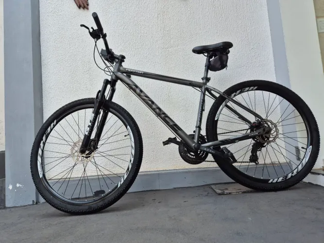 Bicicleta Aro29 Avance Inception 21v Shimano Freio A Disco Cor Cinza Tamanho do quadro 19