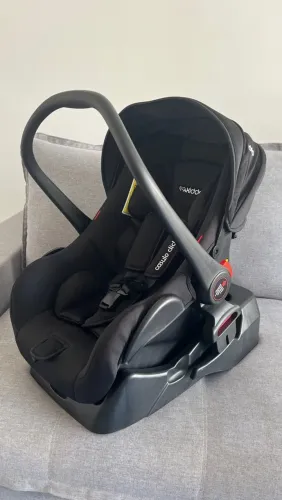 Cadeirinha Bebê Conforto Kiddo Casulo Click Universal mais Base