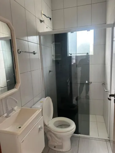 Alygo apartamento na armação do Pântano do Sul
