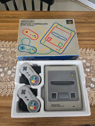 Super famicom na caixa