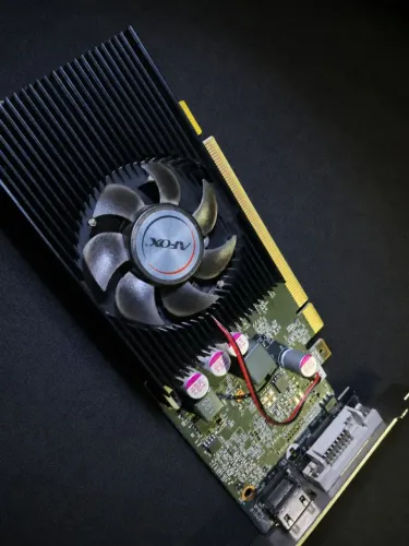 Placa de video DDR5 GT-1030 para PC Gamer