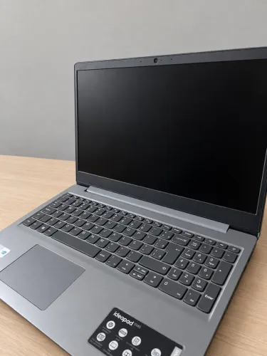 Notebook Lenovo - R$ 800