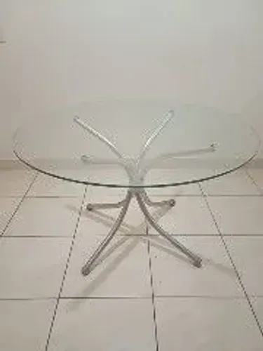 MESA REDONDA TAMPO DE VIDRO R$300,00