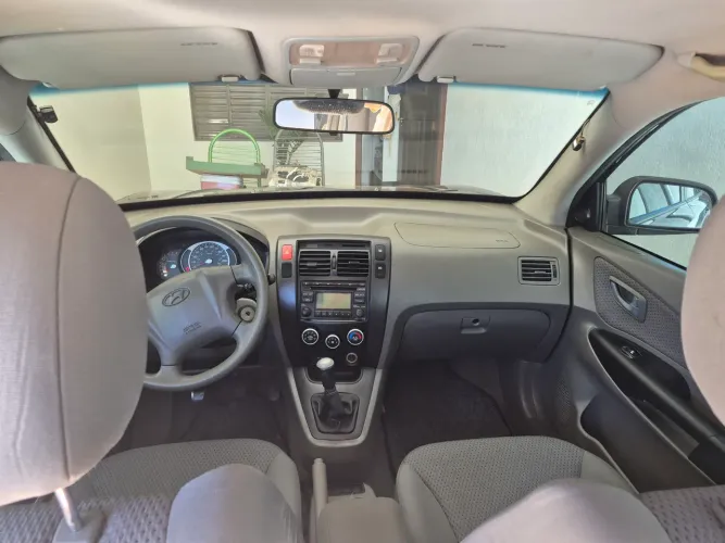 Hyundai Tucson 2.0 16V Mec. 2013