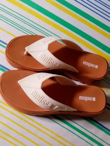 VENDO SANDÁLIA MELISSA,N38.