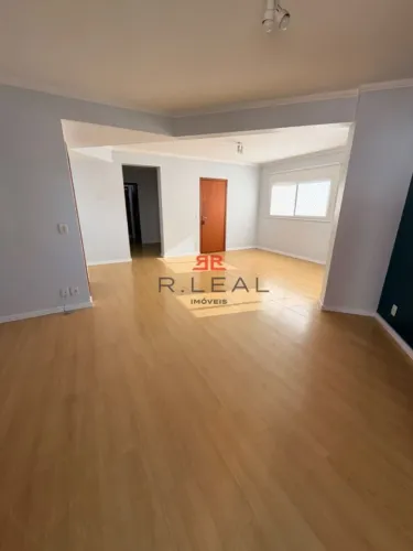 Apartamento para venda com 136 m² e 3 quartos no Edifício Residencial Ilha de Malta, Bauru
