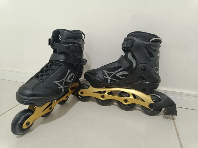 Patins Oxer Byte Adulto Cor Preto/ouro Tamanho Dos Patins 40