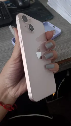 iPhone 13 