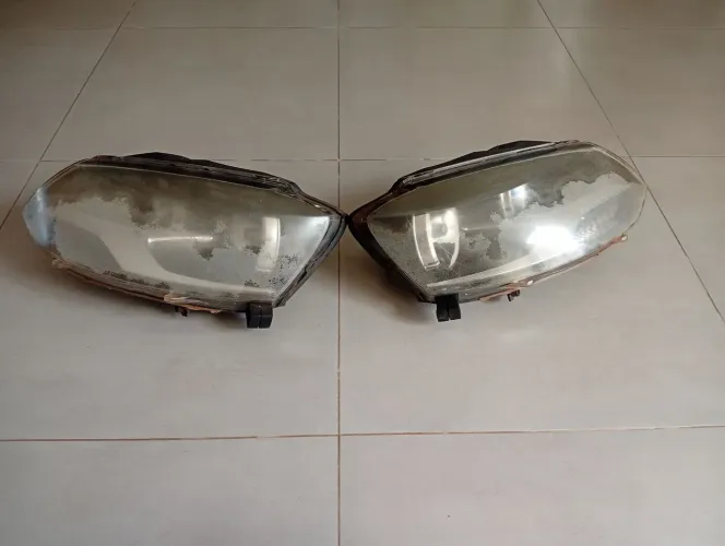 Par de farol VW Fox 2012/13*