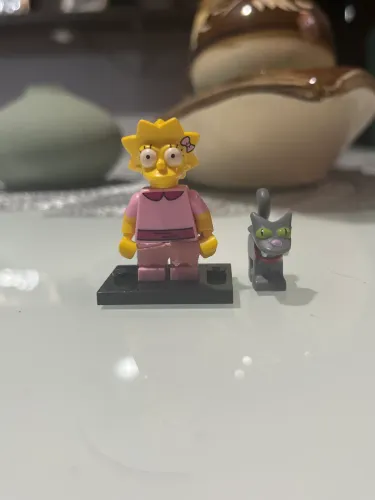 Minifigure Lego original lisa simpson