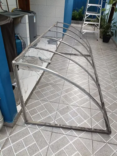 Armação para toldo em alumínio 