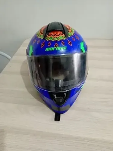 Capacete de moto tamanho 58