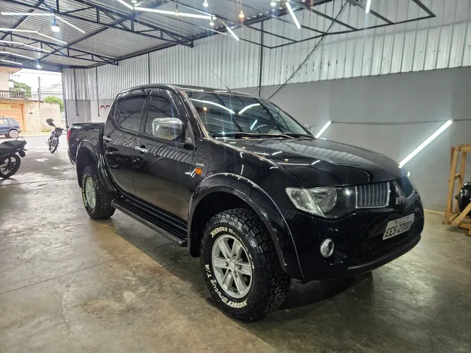 Mitsubishi L200 Triton HPE 3.2 CD TB Int.diesel AUT 2009