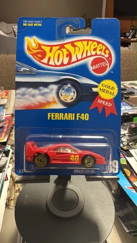 Ferrari F40  Série gold 