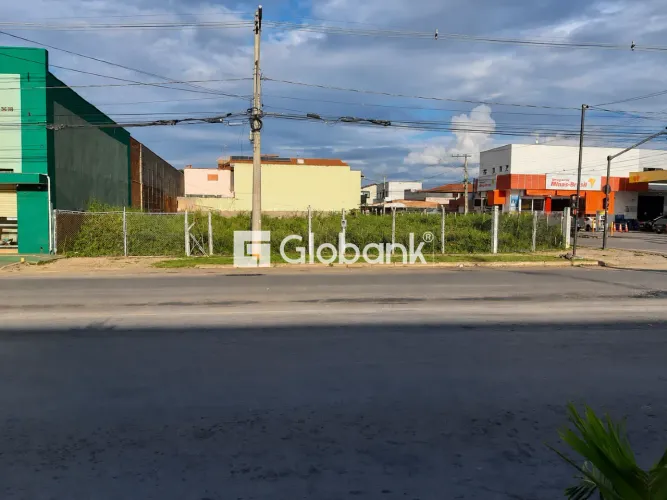 Lote para aluguel em Montes Claros-MG, localizado no bairro Esplanada. Imóvel com aproxima