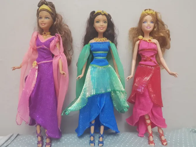 Conjunto 3 bonecas Musas do filme Barbie e o Castelo de Cristal