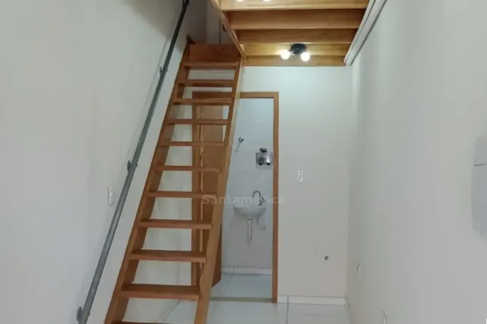 Sala comercial para alugar com mezanino no Centro de Londrina