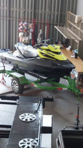 Reboques lanchas, Jet sky e afins sob encomenda