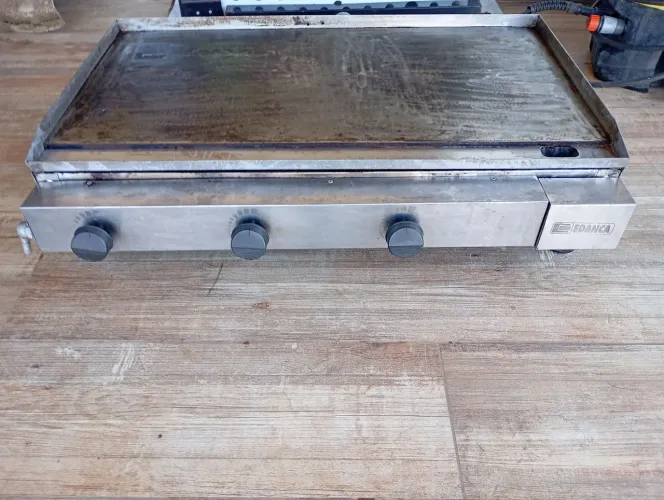 Chapa de lanche inox Edanca 3 queimadores